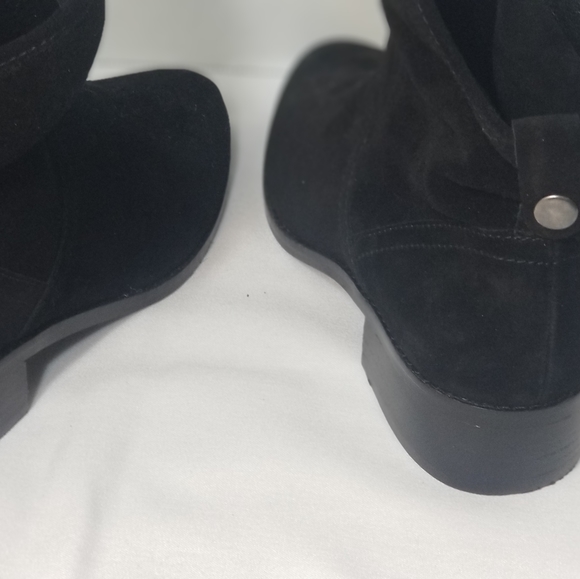 Women's Lucky Brand Suede Boots - Picture 13 of 16